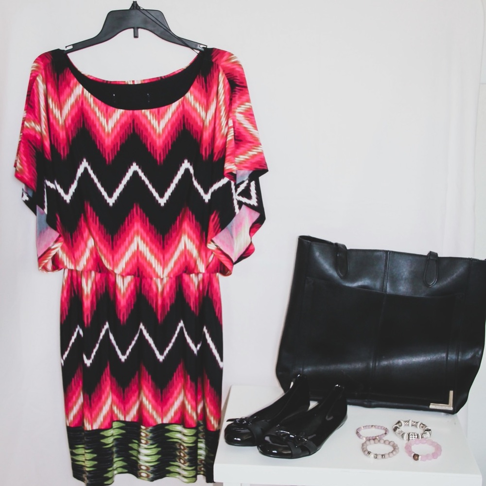 Red Chevron Elastic Waist Dress, Size Large